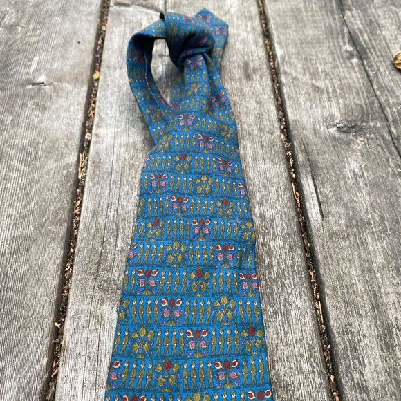 Vintage Salvatore Ferragamo Soldiers Remembrance Day Silk Tie Made in Italy - Picture 7 of 8